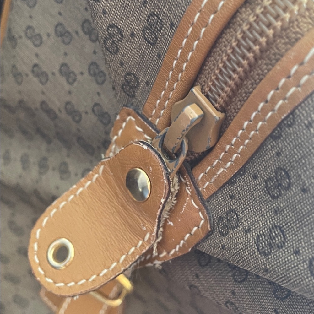 Gucci Monogram Duffel Bag - Picture 5 of 15
